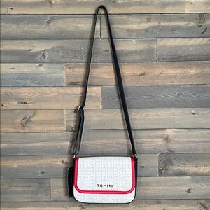 New Tommy Hilfiger Monogram Crossbody Purse